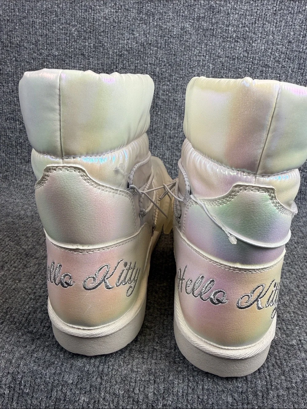 The Children's Place Kids' Iridescent Hello Kitty Winter Boots - White NWT
